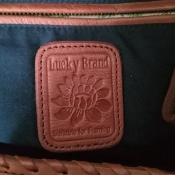NEW EX LARGE, LUCKY BRAND TOTE - Picture 6 of 7